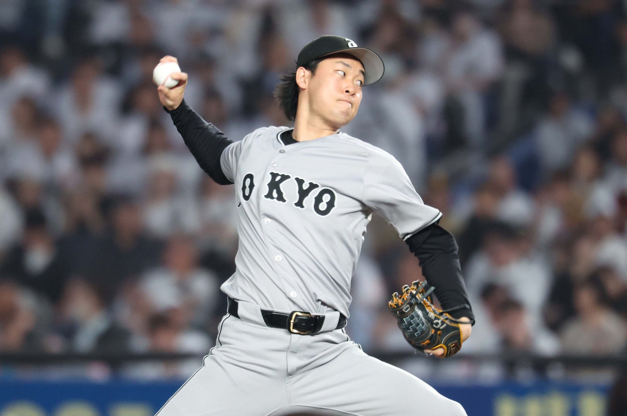 野球　巨人　ネクタイ　西陣織　白 選手紹介（4）浅見蒼志選手、谷口琳太郎選手、大橋叡刀選手