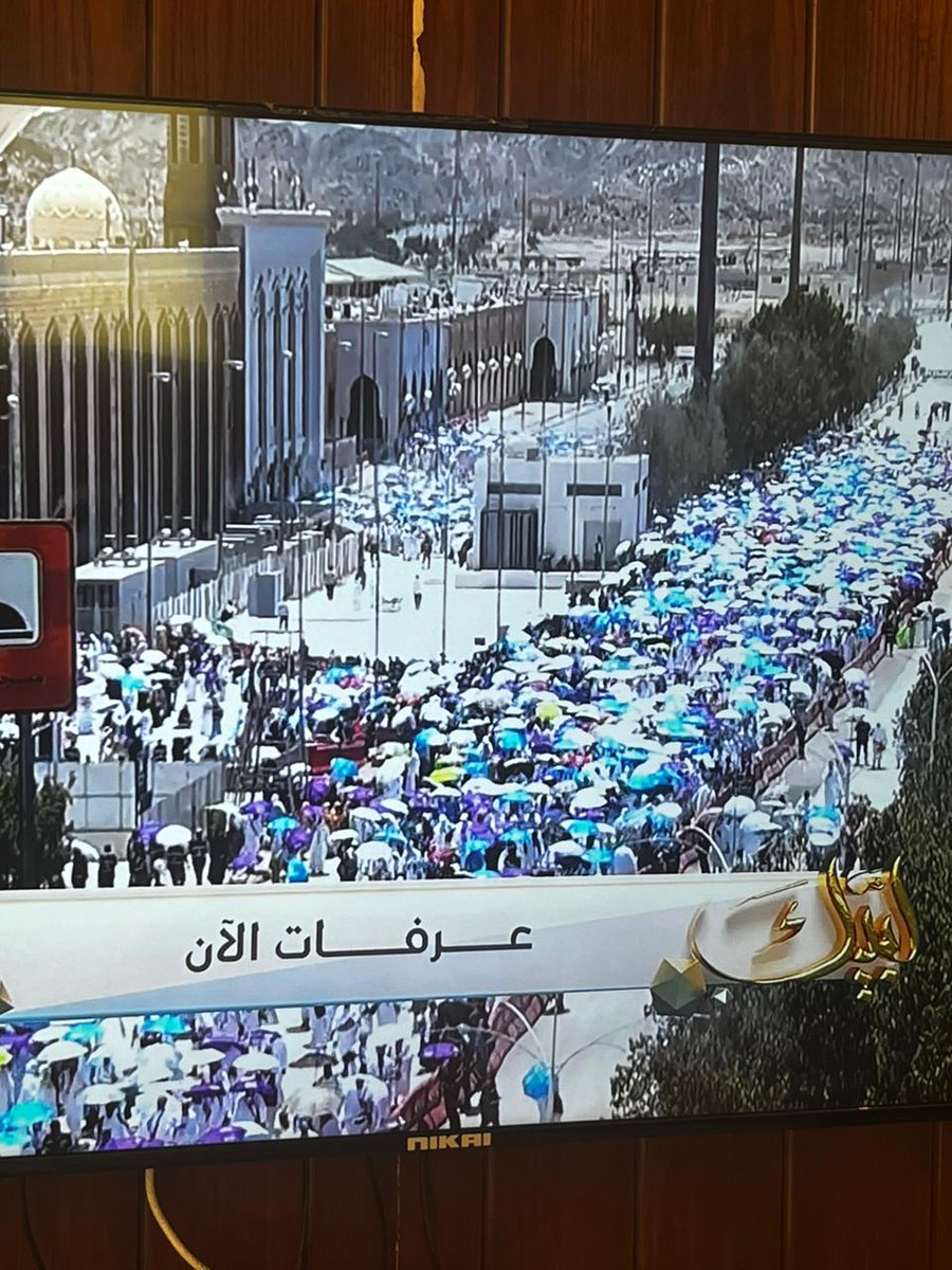 q8azm's tweet photo. سبحان من أحصاهم وجمعهم 
ويسمع دعاهم
 لاتختلط عليه الاصوات ولا اللغات ولا اللهجات 
( سواء منكم من أسر القول ومن جهر به) https://t.co/L02NTmvCN7