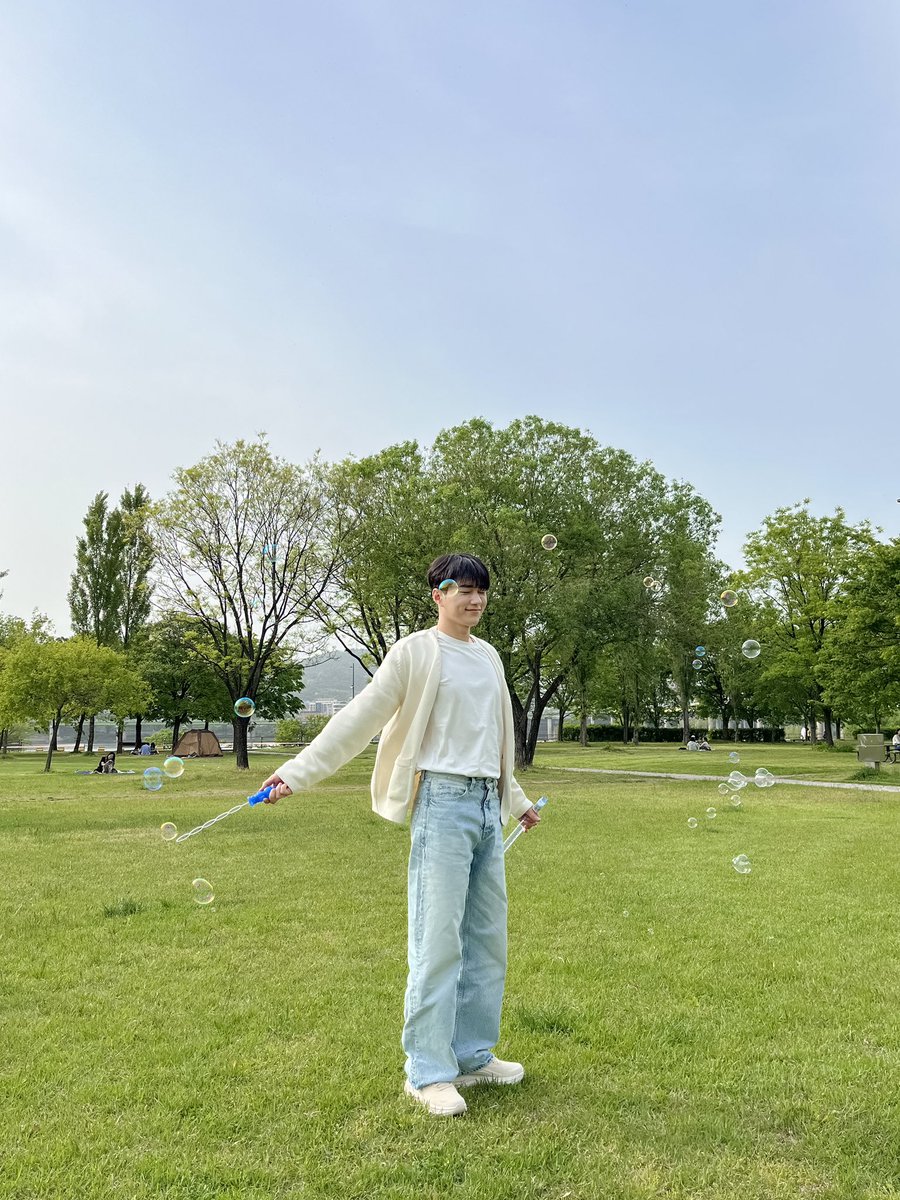 KMSL_0VE's tweet photo. 와잠시만.................... https://t.co/TH6dvMgG9P