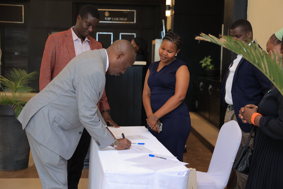 MoJCAUG's tweet image. We are live at Mestil Hotel for the Access to Justice symposium for Gender Based Violence Survivors.
@norbertmao @UNFPAUganda @FIDA_Uganda