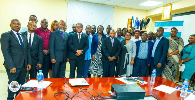 UNODCEastAfrica's tweet photo. This week, @UNODC_EA and @accsierraleone are conducting a corruption risk management training-of-trainers workshop to reinforce transparency and accountability across public institutions, enhancing peace building and sustainable development in Sierra Leone 🇸🇱. #SDG16 #UNDESA https://t.co/NGOMAX0FkX