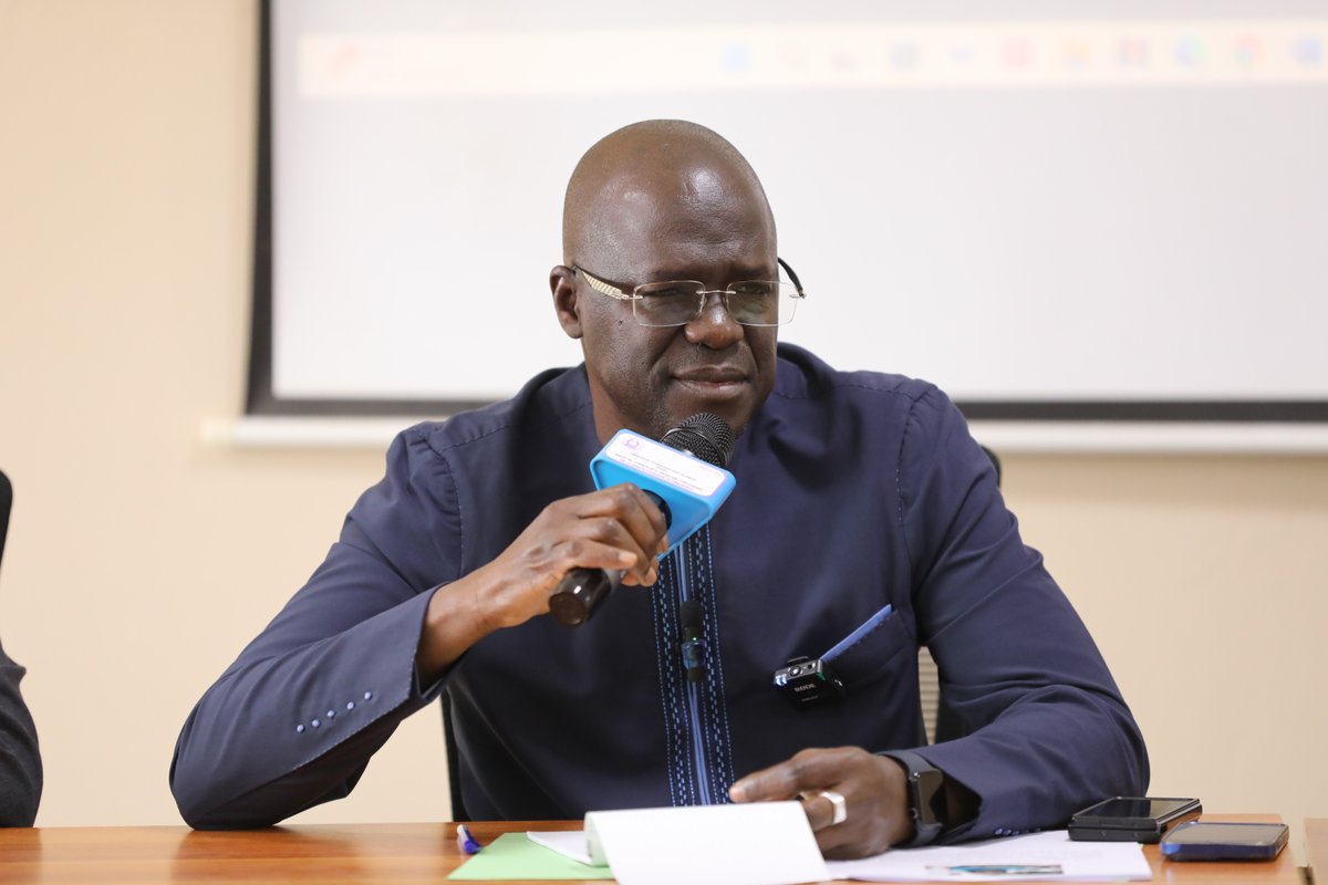 ✍️ "Réduction de l'aide publique au développement : quels impacts et quelles alternatives pour les pays africains ? "

🗞️ Un contribution du Pr <a href="/AhmadouAlyMbaye/">Pr Ahmadou Aly MBAYE</a>  à lire sur 👇👇:

lapd.ucad.sn/fr/reduction-d…