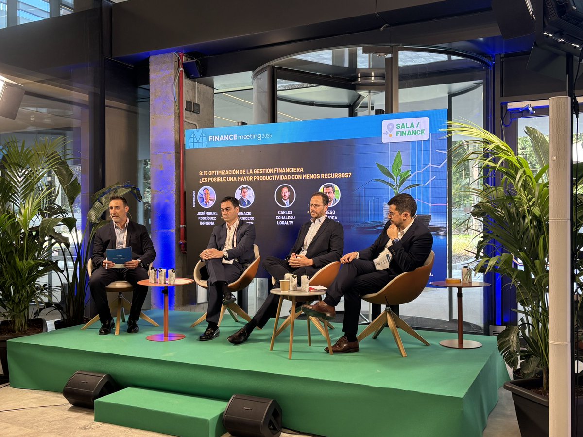 🎙️ Esta mañana, en #FinanceMeeting25, José Miguel Rodríguez, director de Consultoría Credit Management en #INFORMA, ha moderado una mesa redonda clave para el área financiera.

💬 Un interesante debate junto a profesionales de <a href="/isemaren/">isemaren</a>, <a href="/Logalty/">Logalty</a> y <a href="/DIA_Esp/">DIA España</a>.

<a href="/ifaes/">IFAES</a> #informadb