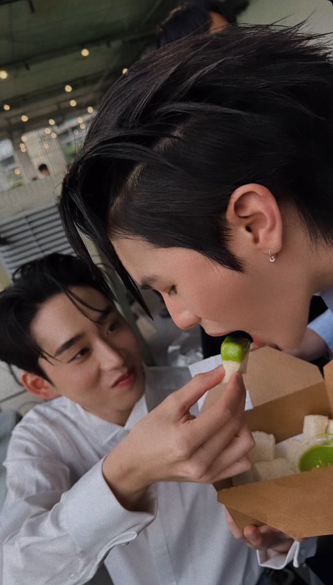 yanwnr's tweet photo. หนมปังสังขยามันหวานไหมละลูก

WILLIAMEST WITH EDGE2025 
#EMDISTRICTxWilliamEst https://t.co/u9hduwvAdX