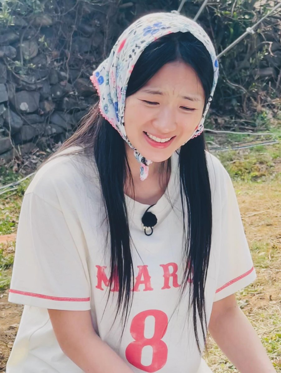k_popstory's tweet photo. Knetz adore how cute actress Kim Hyeyoon looks in ‘Fresh Off the Sea 2.’  https://t.co/6lBNfOFPpd https://t.co/wbF5h92gmG