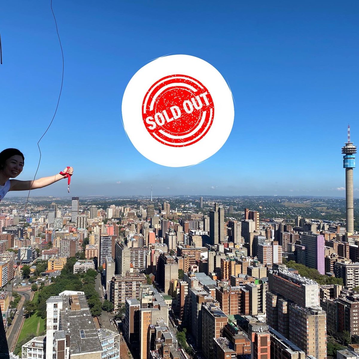 DlalaNje's tweet photo. πSOLD OUTπ
Hundreds to run to the top of @CityofJoburgZA on Sundayπ
Keep to your allocated start time or youβll need to wait until the end start your raceππ½ππΏββοΈππΌββοΈ
If you missed out this timeβ¦ Join us on September 7th for the next #PonteChallengeπ€πΎ
https://t.co/NOejTtFXbi https://t.co/z3PeBFOhvP