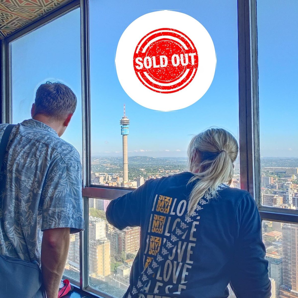 DlalaNje's tweet photo. πSOLD OUTπ
Hundreds to run to the top of @CityofJoburgZA on Sundayπ
Keep to your allocated start time or youβll need to wait until the end start your raceππ½ππΏββοΈππΌββοΈ
If you missed out this timeβ¦ Join us on September 7th for the next #PonteChallengeπ€πΎ
https://t.co/NOejTtFXbi https://t.co/z3PeBFOhvP