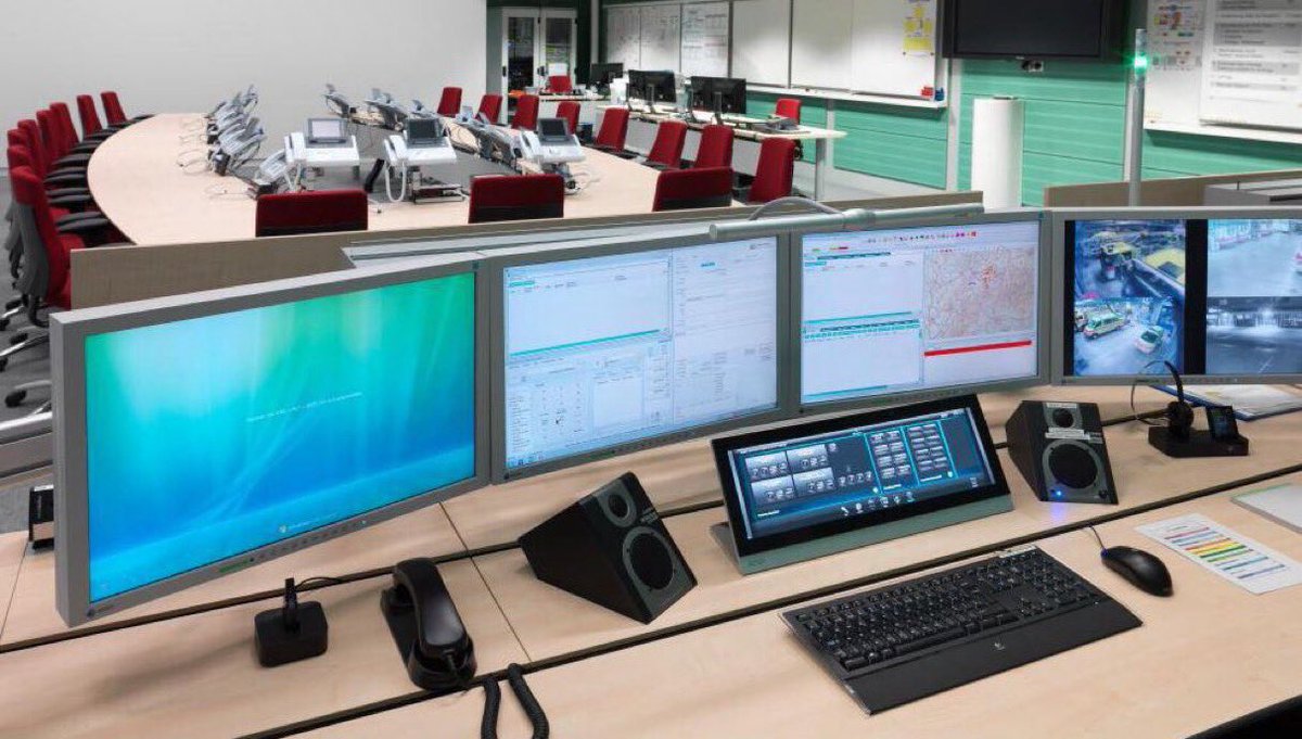 We create clever #grid #soc #occ #nmc #mcc #controlroom workplaces with avs #intellicontrol &amp; #intelliscreen #askus solutions #cybersecurity #futureworkspace #monitoring #Military #traffic #grid #collaboration #ergonomie #design #AVpro #cyber #lageraum #crisisroom surzh