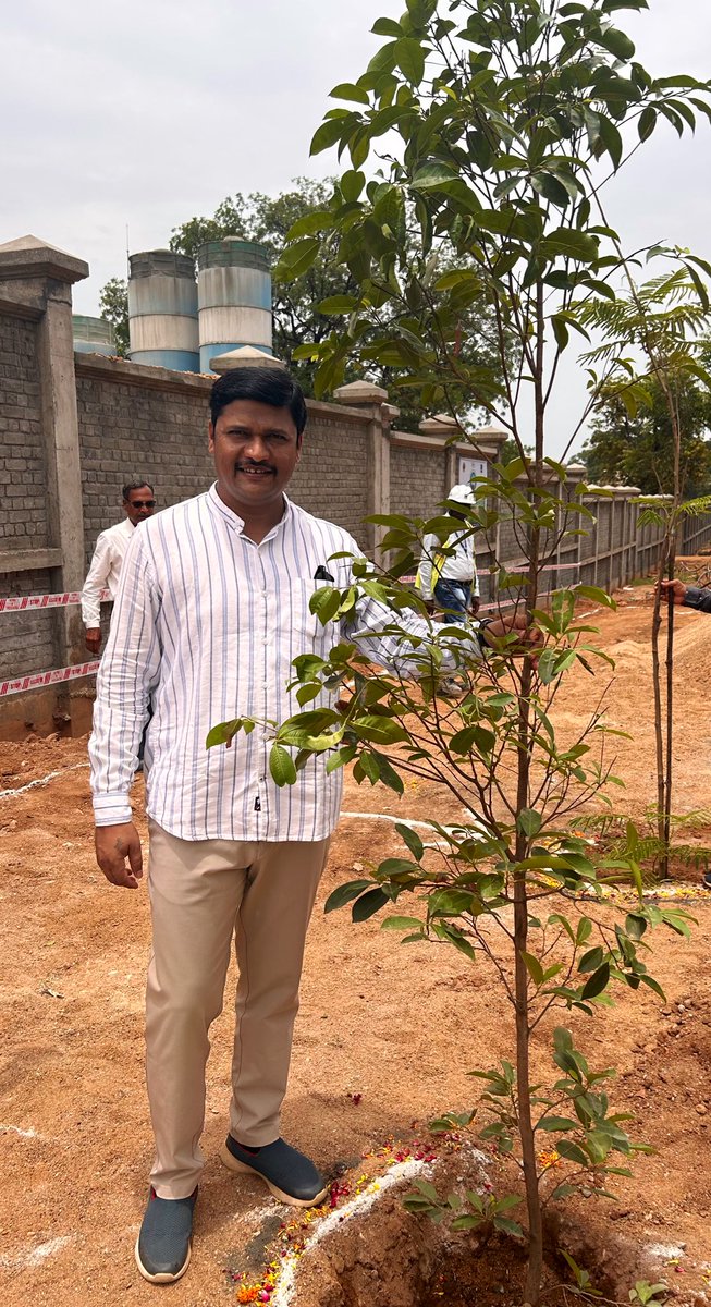 World Environment Day !

Tree Plantation at our SNDT WU Campus Construction Side….

#WorldEnvironmentDay2025
