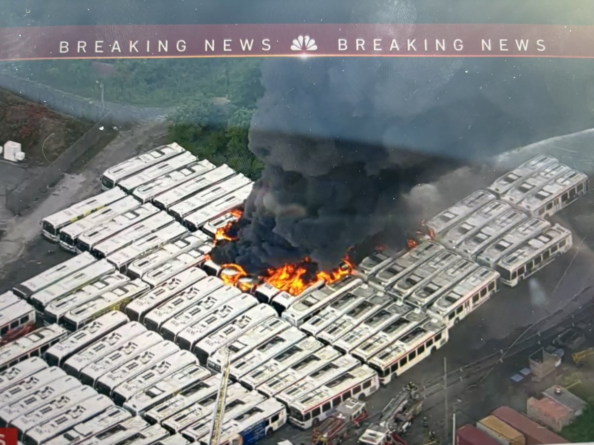 BREAKING: Several SEPTA buses on fire in Nicetown. This is a yard where out of service buses are stored on Robert’s Ave.