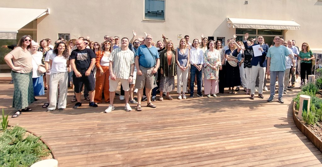 🔹 Assistim a la inauguració de les noves instal·lacions de Gira-Sol 
🔹 Les obres tenen una inversió de 900.000 euros de la Conselleria i contemplen pisos supervisats i un bosc urbà 
💯 Enhorabona per obrir un nou camí cap a una societat més justa, més inclusiva i més humana