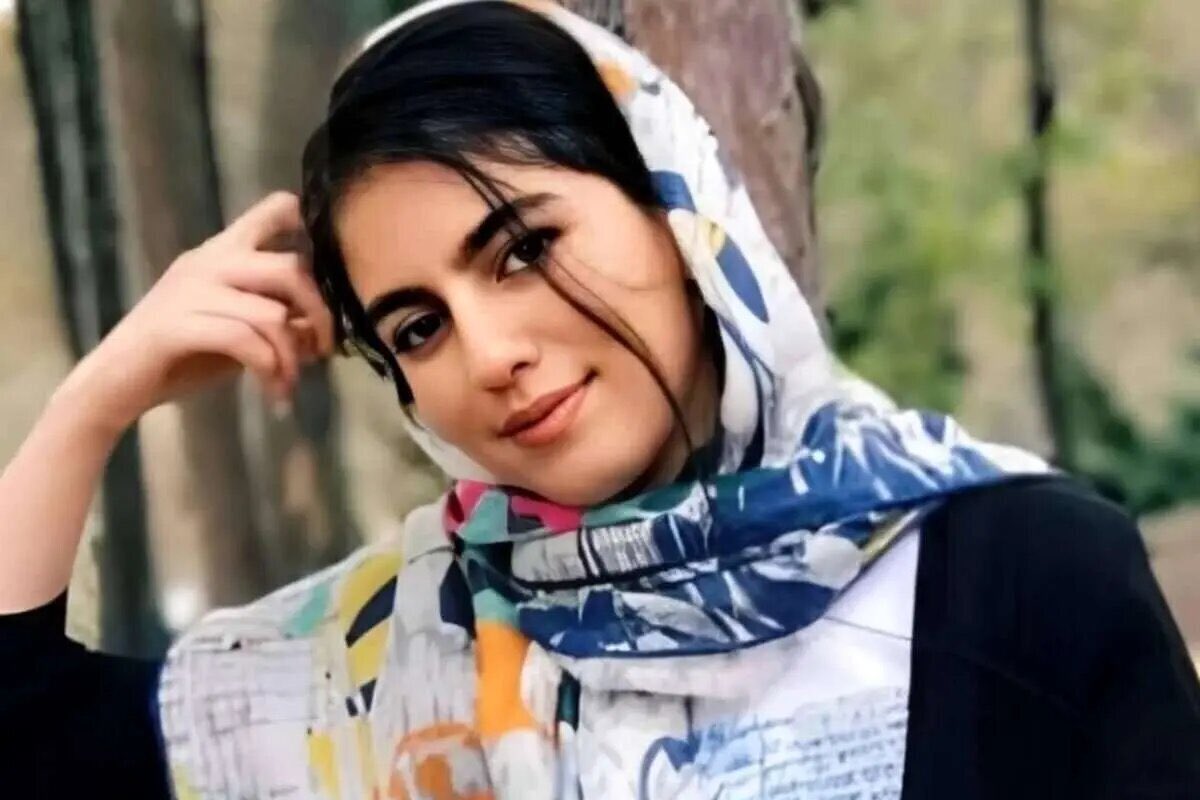 گرگ سیاه tweet media