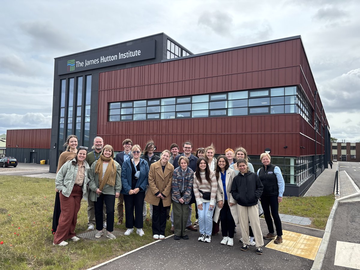 The James Hutton Institute Scientific Services (@jameshuttonltd) on Twitter photo Today we welcomed students from the <a href="/universityofky/">University of Kentucky</a> to the <a href="/JamesHuttonInst/">James Hutton Institute</a> and the International Barley Hub for their ‘Interdisciplinary Experience in Scotland’s Signature Industry’ Abroad Programme🌎
Thank you all for the great questions, curiosity, and enthusiasm! Today we welcomed students from the <a href="/universityofky/">University of Kentucky</a> to the <a href="/JamesHuttonInst/">James Hutton Institute</a> and the International Barley Hub for their ‘Interdisciplinary Experience in Scotland’s Signature Industry’ Abroad Programme🌎
Thank you all for the great questions, curiosity, and enthusiasm!