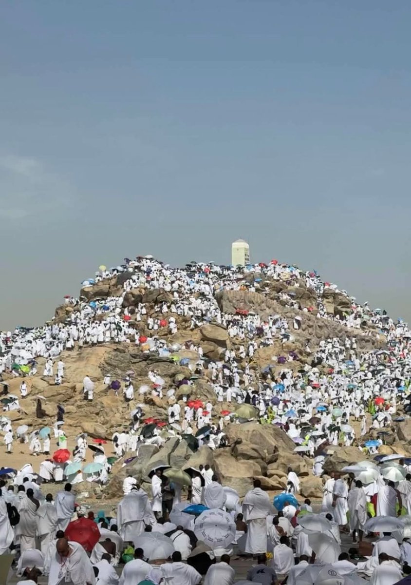 Haramain_KSA's tweet photo. Witness the spiritual heart of Hajj – Arafat 1446 AH 

#Hajj2025 #Arafah https://t.co/MvLdI9Mw96
