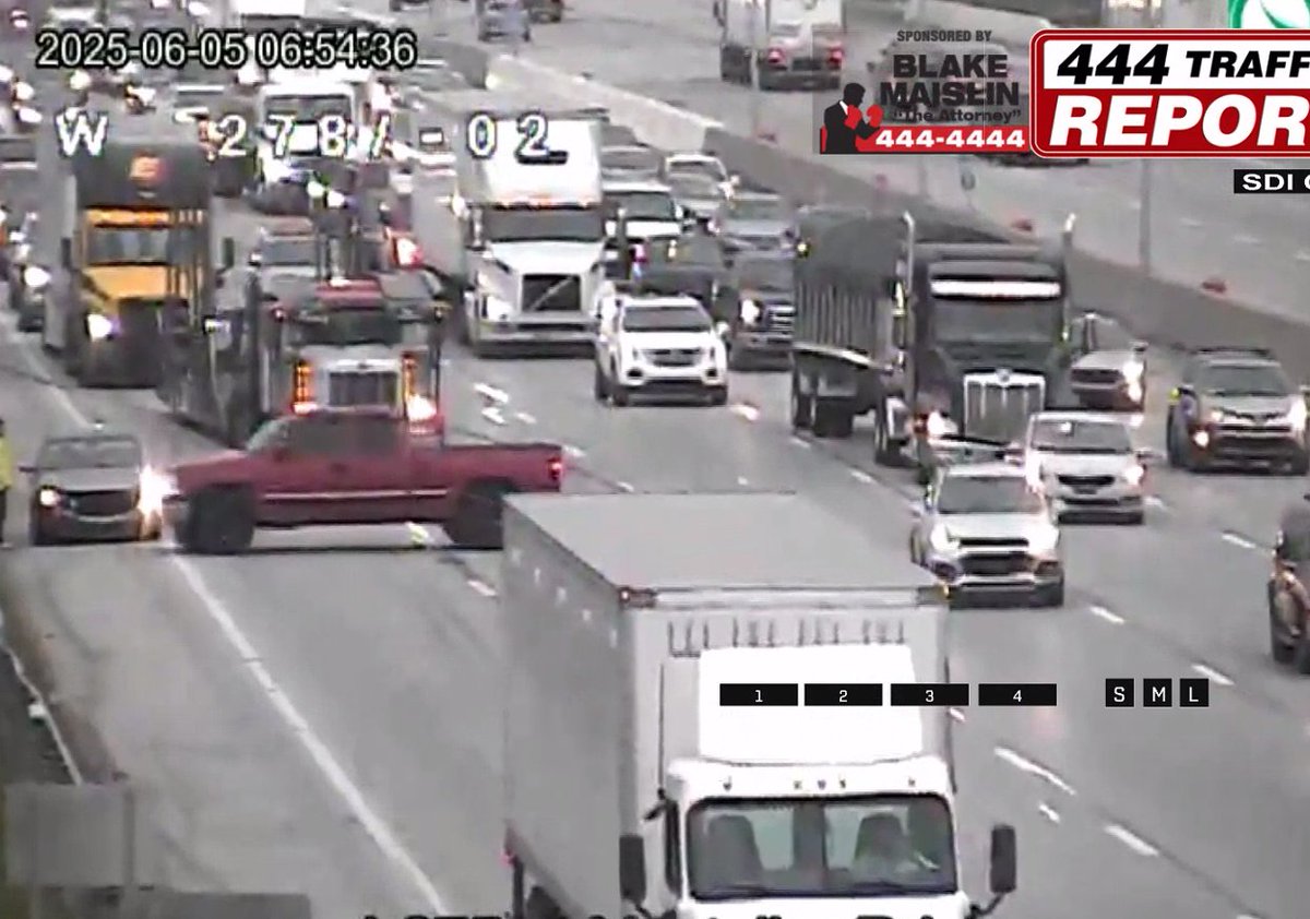 A crash on 275 at Mosteller Rd is slowing traffic <a href="/Local12/">Local 12/WKRC-TV</a>