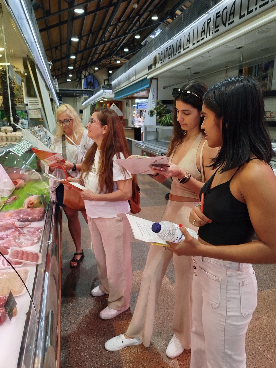 CNL Sabadell (@cnlsabadell) on Twitter photo Ara que els cursos entren en la recta final, els alumnes de Bàsic 1 practiquen al Mercat Central Sabadell el que han après a l’aula. Gràcies per acollir-nos tan bé!
#CursosCPNL #ProvemHoEnCatalà <a href="/mcentralsbd/">Mercat Central SBD</a> Ara que els cursos entren en la recta final, els alumnes de Bàsic 1 practiquen al Mercat Central Sabadell el que han après a l’aula. Gràcies per acollir-nos tan bé!
#CursosCPNL #ProvemHoEnCatalà <a href="/mcentralsbd/">Mercat Central SBD</a>
