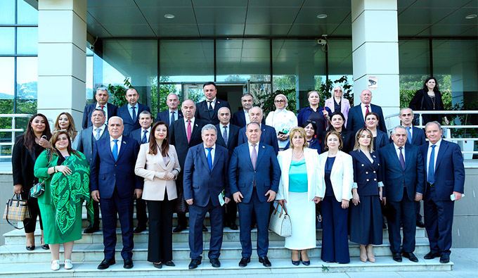 wwwisiaz's tweet image. AMEA-da “Yaşıl dünya, süni intellekt və müasir reallıqlar” mövzusunda elmi-praktiki konfrans keçirilib
isi.az/az/news/6958
#scienceaz