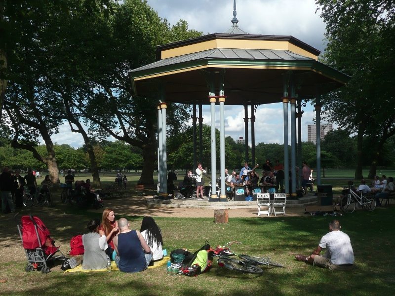 Victoria Park (@vickyparklondon) on Twitter photo ๐ VOLUNTEERS NEEDED! ๐
Join us for 5 fab Sundays in Victoria Park:
๐ 29/06 โ Pride Picnic
๐ท 06/07 โ Jazz & Big Bands
๐ 13/07 โ 180th Birthday
๐ญ 20/07 โ Vive la diffรฉrence
๐ถ 27/07 โ Saudha
๐ 11AMโ5PM | Setup, support & pack-down
๐ฉ vpbandstand@gmail.com ๐ VOLUNTEERS NEEDED! ๐
Join us for 5 fab Sundays in Victoria Park:
๐ 29/06 โ Pride Picnic
๐ท 06/07 โ Jazz & Big Bands
๐ 13/07 โ 180th Birthday
๐ญ 20/07 โ Vive la diffรฉrence
๐ถ 27/07 โ Saudha
๐ 11AMโ5PM | Setup, support & pack-down
๐ฉ vpbandstand@gmail.com