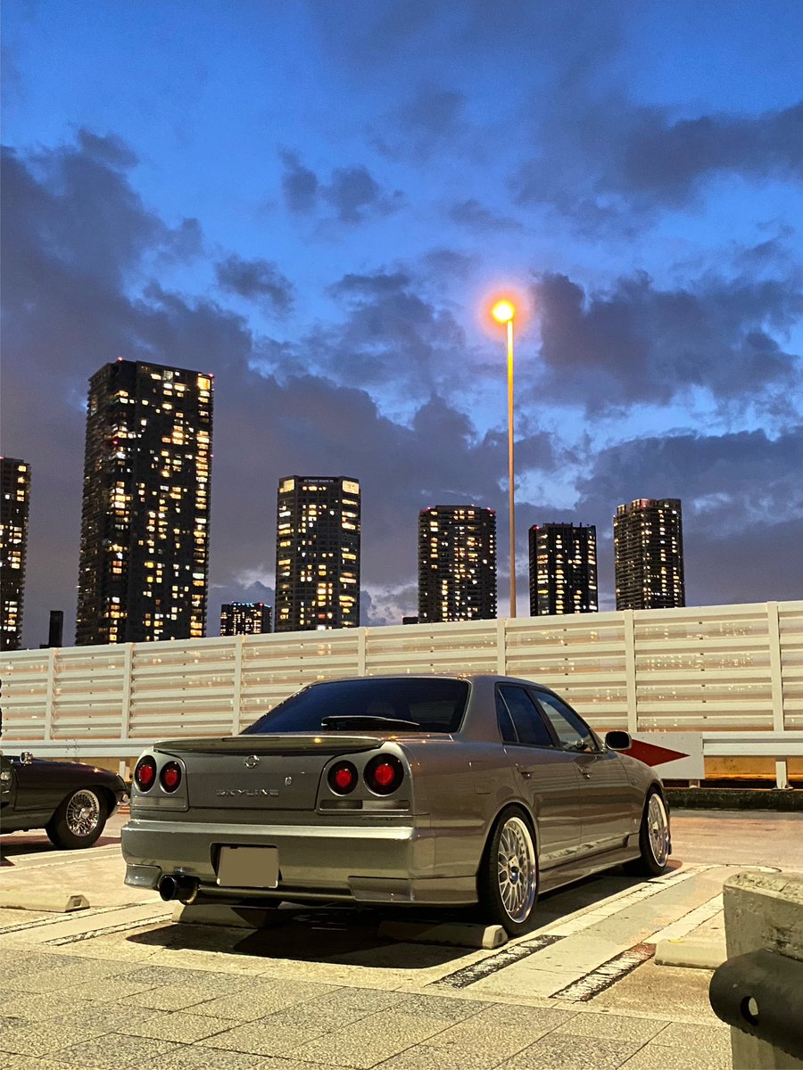 久しぶりの首都高よき。
ダークな感じも🦇