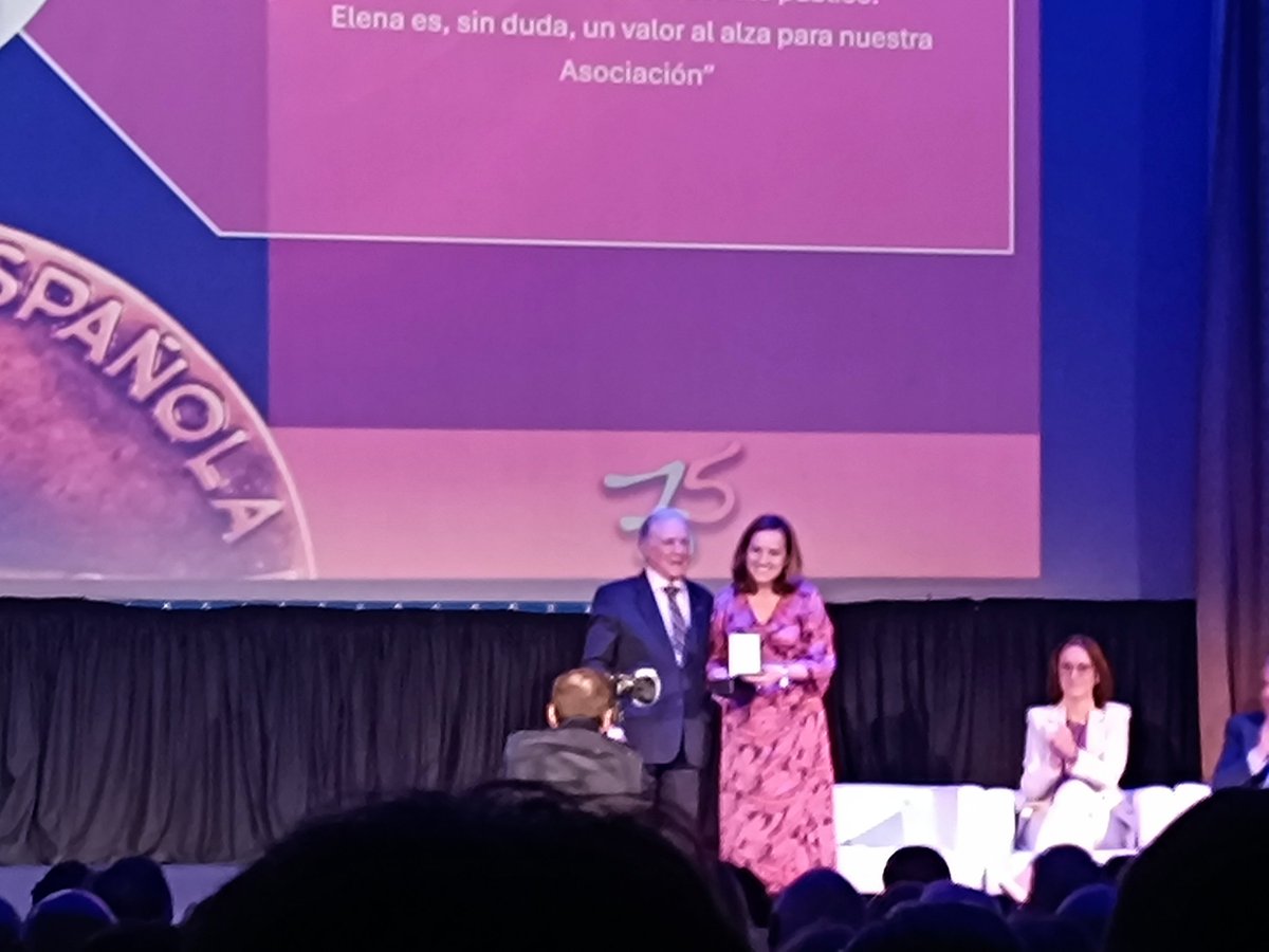 Acex (@acex_asociacion) on Twitter photo #MedallasAEC ¡Enhorabuena Elena! Cuánto nos alegramos. Merecidísimo reconocimiento 👏🏼👏🏼👏🏼 <a href="/aecarretera/">@aecarretera</a> #MedallasAEC ¡Enhorabuena Elena! Cuánto nos alegramos. Merecidísimo reconocimiento 👏🏼👏🏼👏🏼 <a href="/aecarretera/">@aecarretera</a>