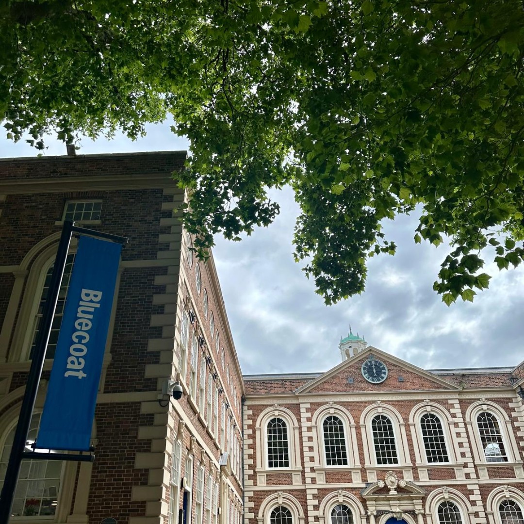 Happy World Environment Day🌍🍃
This week we met at <a href="/theBluecoat/">Bluecoat</a> for our first members meeting with the Shift Liverpool sustainability network! We’re looking forward to sharing our environmental commitments with you🌿<a href="/MetalLiverpool/">Metal Liverpool</a>