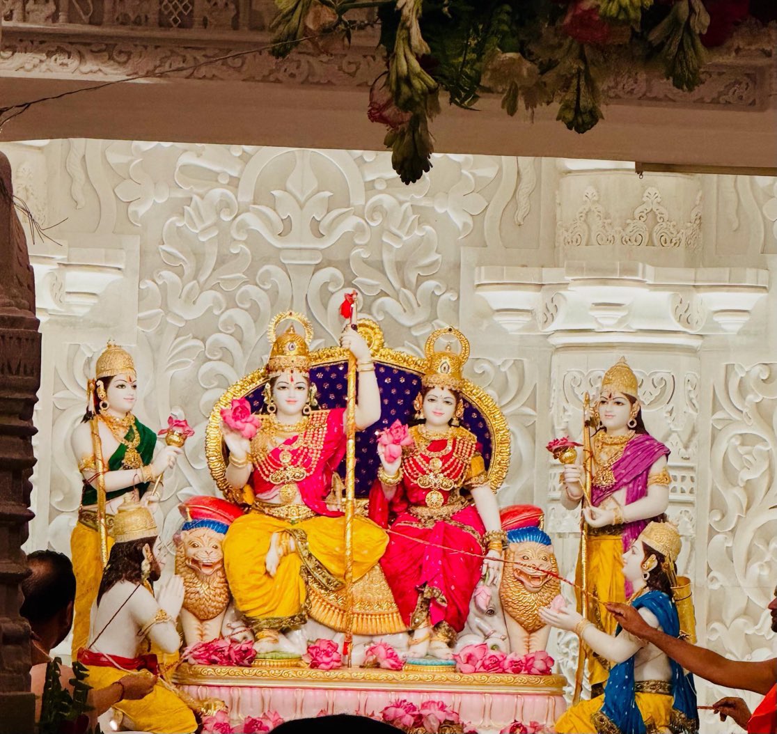 अयोध्या-

रामराज बैठे त्रैलोका/
हर्षित भये गये सब सोका//
🚩🙏
राजा रामचंद्र जी की जय..🚩