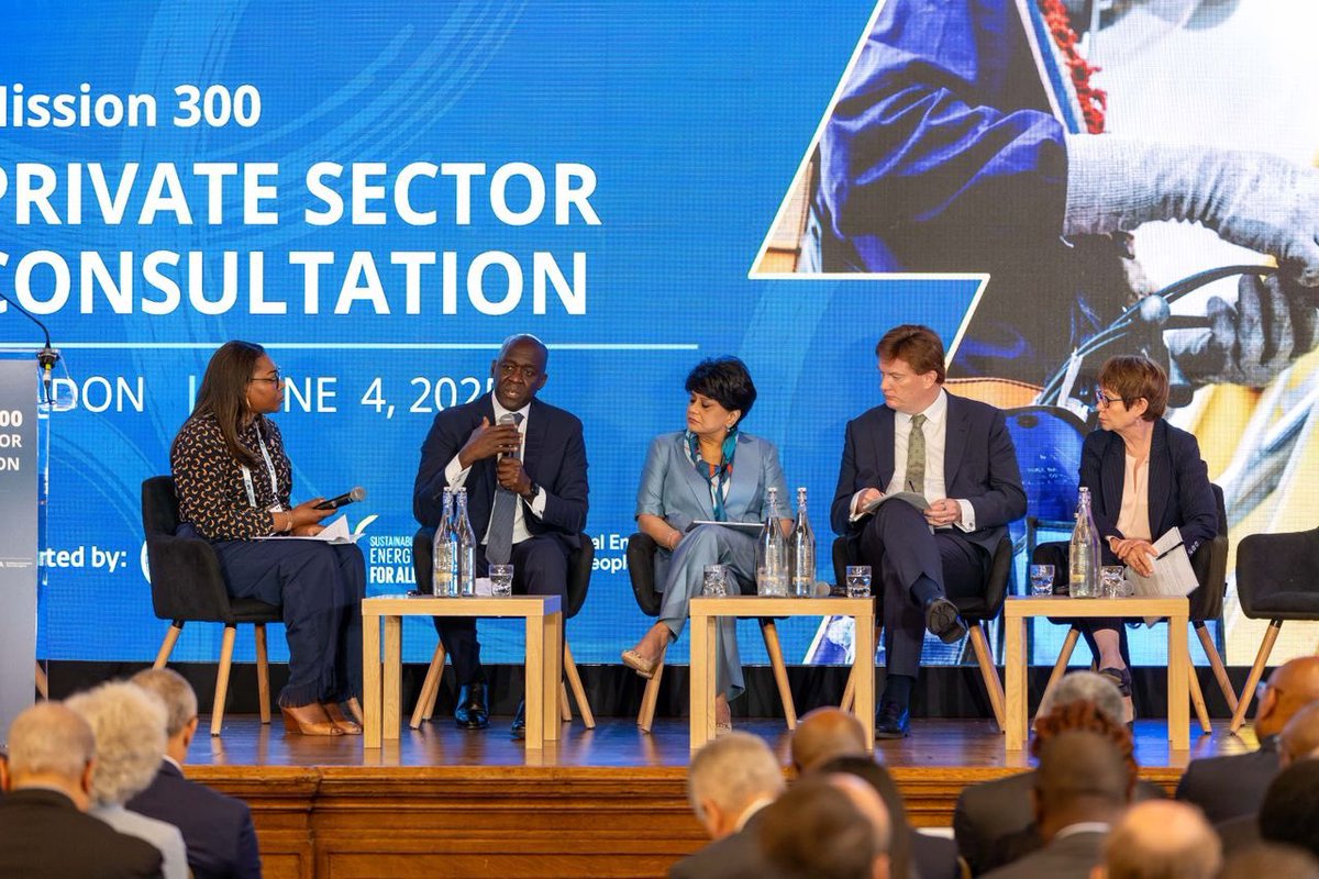 Diop_IFC's tweet photo. Access to energy is access to opportunity.

At the #Mission300 Private Sector Consultation in London, hosted by @WorldBank, we focused on concrete steps to connect 300M people in Sub-Saharan Africa to electricity by 2030.

Innovative finance, enabling policies, and strong public-private partnerships are key to #PoweringAfrica—unlocking jobs, growth, and empowerment across the continent.
