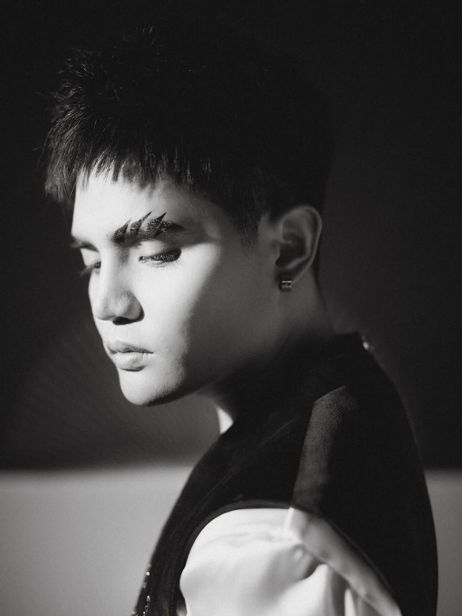 PABLO ain't called the RnB prince for no reason. 😮‍💨

babyyy iwant iwant iwant uuuu 🫠

📸SB19 Official ig post and fb

#SAWWorldTourPH 
<a href="/imszmc/">PABLO</a> #SB19_PABLO
#SB19 <a href="/SB19Official/">SB19 Official</a>