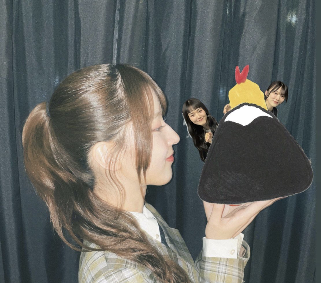 🏷️🙌🏻

           05.     /        👩        /       Osaka
　　　　next⇒京セラ2days
             
            住み年齢近い方大歓迎です😚
　　　
#櫻坂46好きな女ヲタさんと繋がりたい