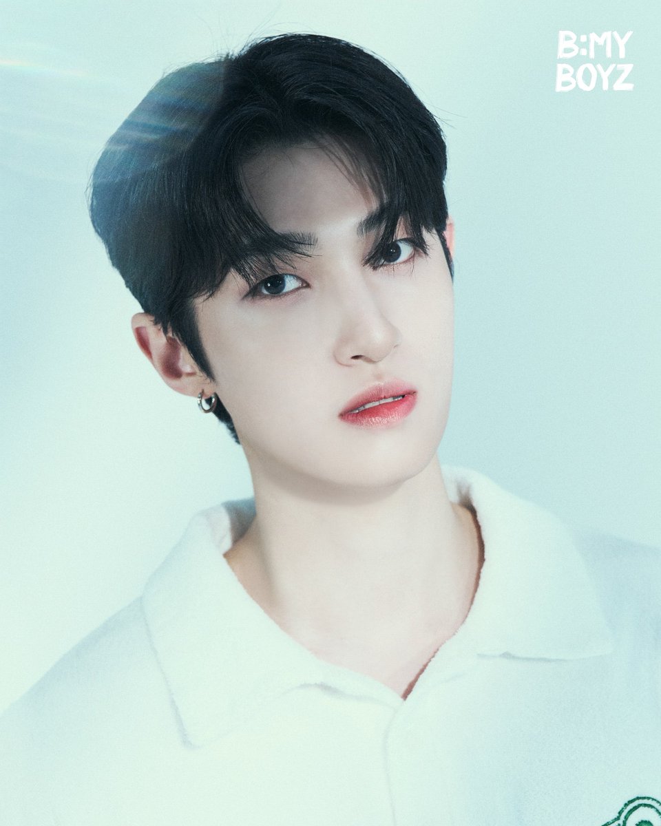 [📸]
Who is your boy? 
<B:MY BOYZ>
 
B:GINNER
#임지환 #LIMJIHWAN 

🎬 6월 14일 17시 20분 첫방송 
 
#BEMYBOYZ #비마이보이즈
#글로벌보이그룹오디션
#BoyGroupAudition #SBS