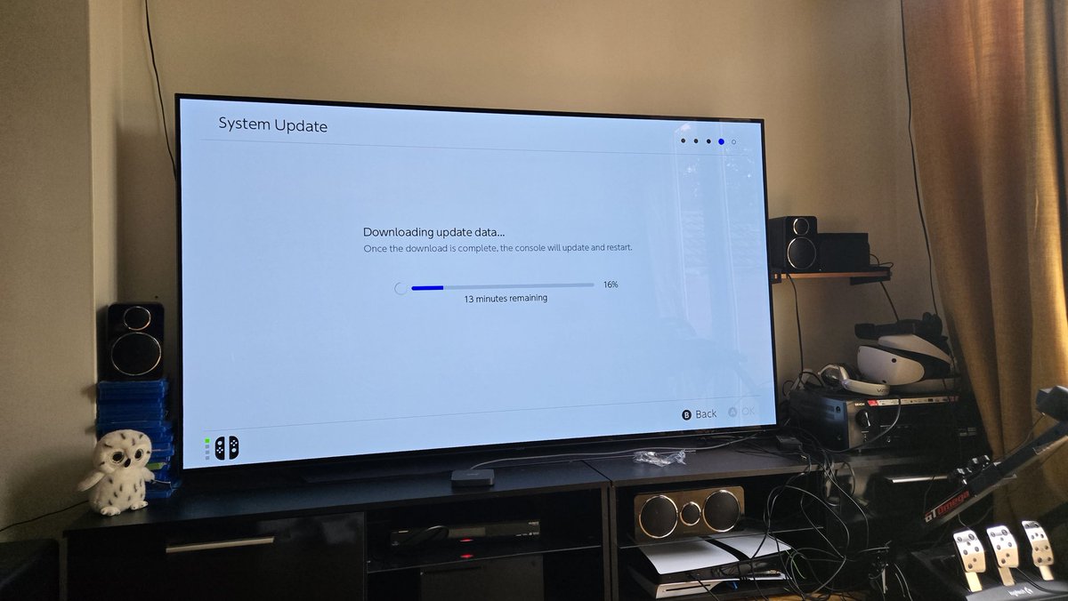 Alexander Evans tweet media