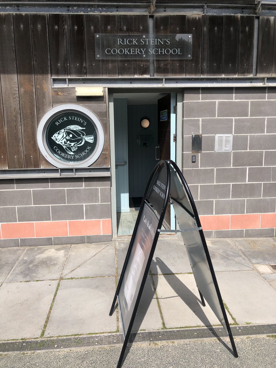 CamCar67's tweet photo. Marine #conservation in action, I recommend a visit to the #Lobster Hatchery in #Padstow if your down in #Cornwall this summer, then why not visit Rick Steins cookery school. https://t.co/Bbp0S9KeJp