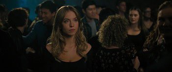 Valentina Vee tweet media