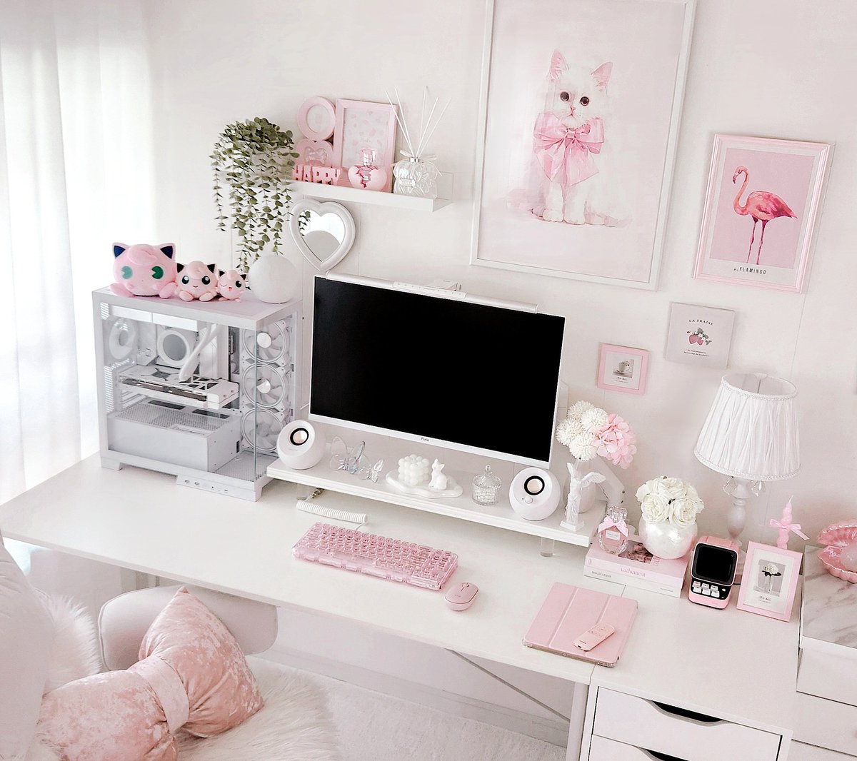 moon___noa's tweet image. 🩷🪽 ִ𓂃 𓈒𓏸
#desksetup