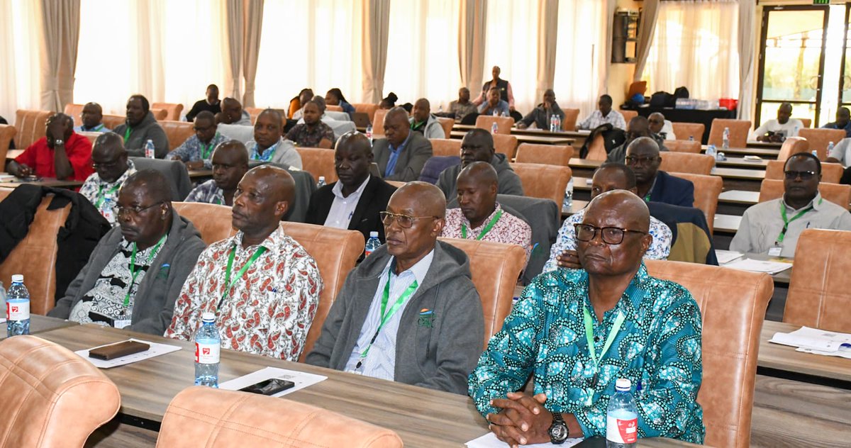 19/
First, let me address the matter of annual returns. The Cooperative Societies Act stipulates that all cooperative societies are required to file their annual returns in the prescribed manner and within the specified timeframe. Unfortunately, we have observed a growing number
