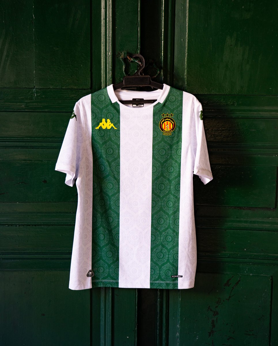 Classic Football Shirts tweet media