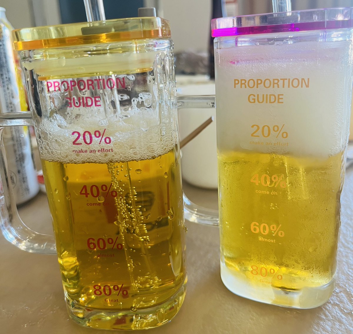 Уухдаа ч аяганаасаа урам зориг авах үед...