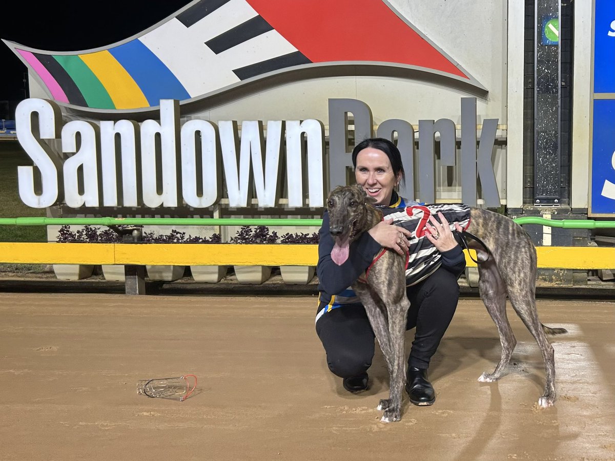 ✅✅✅

Excavation makes it three on the bounce with a workmanlike victory to haul in Zipping Gryllis!