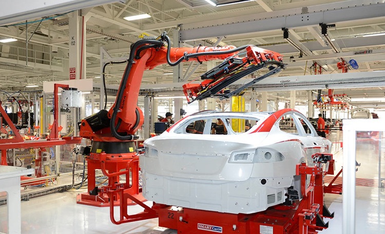 Automotrices bajo la lupa: sindicatos exigen cumplimiento real de la debida diligencia en derechos humanos bit.ly/3FrrtbP