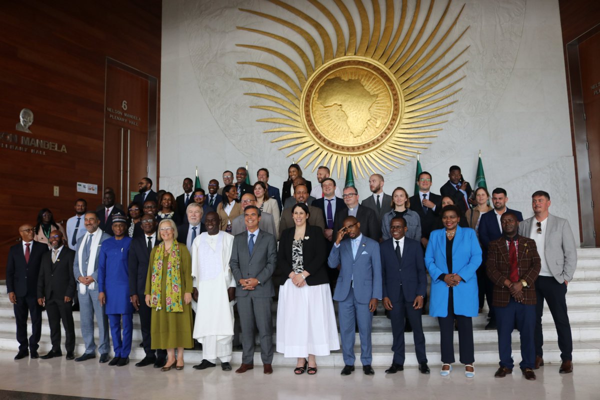 UNESCO to AU,UNECA,Ethiopia (@unesco_addis) on Twitter photo Remarks by <a href="/UNESCO_Addis/">UNESCO to AU,UNECA,Ethiopia</a> to Celebrate #PortugueseLanguageDay <a href="/_AfricanUnion/">African Union</a>, an occasion to honour the linguistic and cultural heritage of over 265 million Portuguese speakers. Portuguese is a Romance language that spread across the world during the 15th & 16th centuries. Remarks by <a href="/UNESCO_Addis/">UNESCO to AU,UNECA,Ethiopia</a> to Celebrate #PortugueseLanguageDay <a href="/_AfricanUnion/">African Union</a>, an occasion to honour the linguistic and cultural heritage of over 265 million Portuguese speakers. Portuguese is a Romance language that spread across the world during the 15th & 16th centuries.