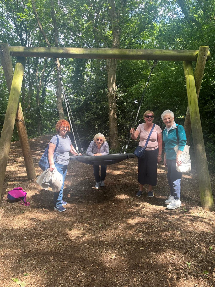 PeelClerkenwell's tweet image. Remember when it was sunny last week? We had a lovely day out to Forty Hall in Enfield... so much history in a beautiful setting...

#thepeel #adultsatthepeel #fortyhall
