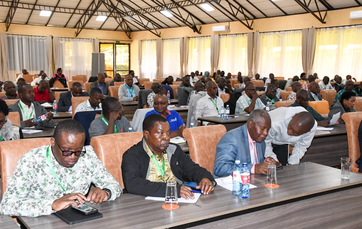 26/
I reaffirm the Government's unwavering support and commitment for the cooperative sector. The future of cooperatives lies in our collective ability to work together, share resources, and innovate. Let us embrace the opportunities before us, uphold the highest standards of