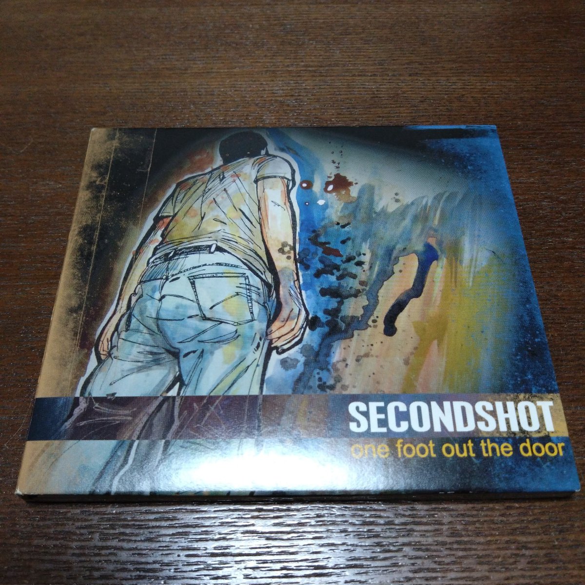 rekking's tweet image. SECONDSHOT『one foot out the door』を聴いています🎧 #SECONDSHOT