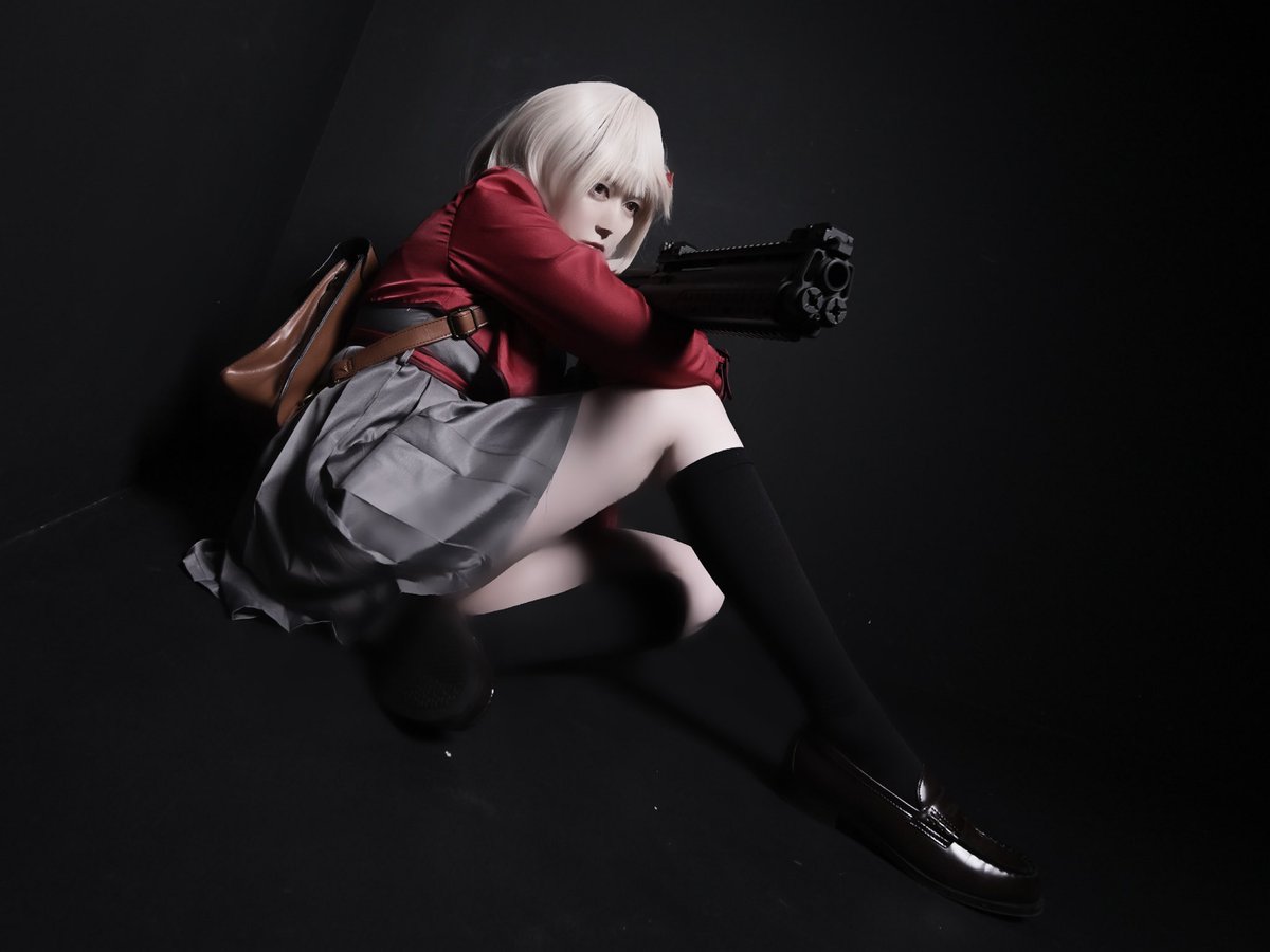 ✴︎cosplay✴︎

リコリス・リコイル Chisato Nishikigi

Shoot the enemy with a gun

#れいら物語