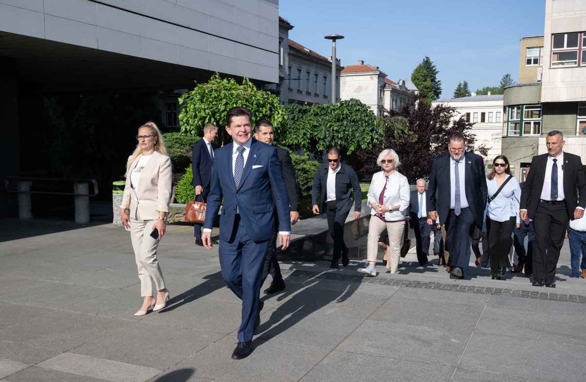 Speakers of parliaments of the eight Nordic and Baltic countries (🇩🇰🇫🇮🇪🇪🇮🇸🇳🇴🇸🇪🇱🇹🇱🇻) headed by Speaker of the Swedish Riksdag Dr Andreas Norlén paid an official visit to 🇧🇦,reaffirming their commitment to BiH's EU path &amp; region's stability.