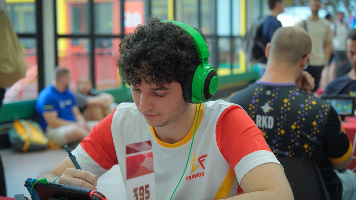 Giovanni Piscitelli | Graphic & Visual Designer tweet media