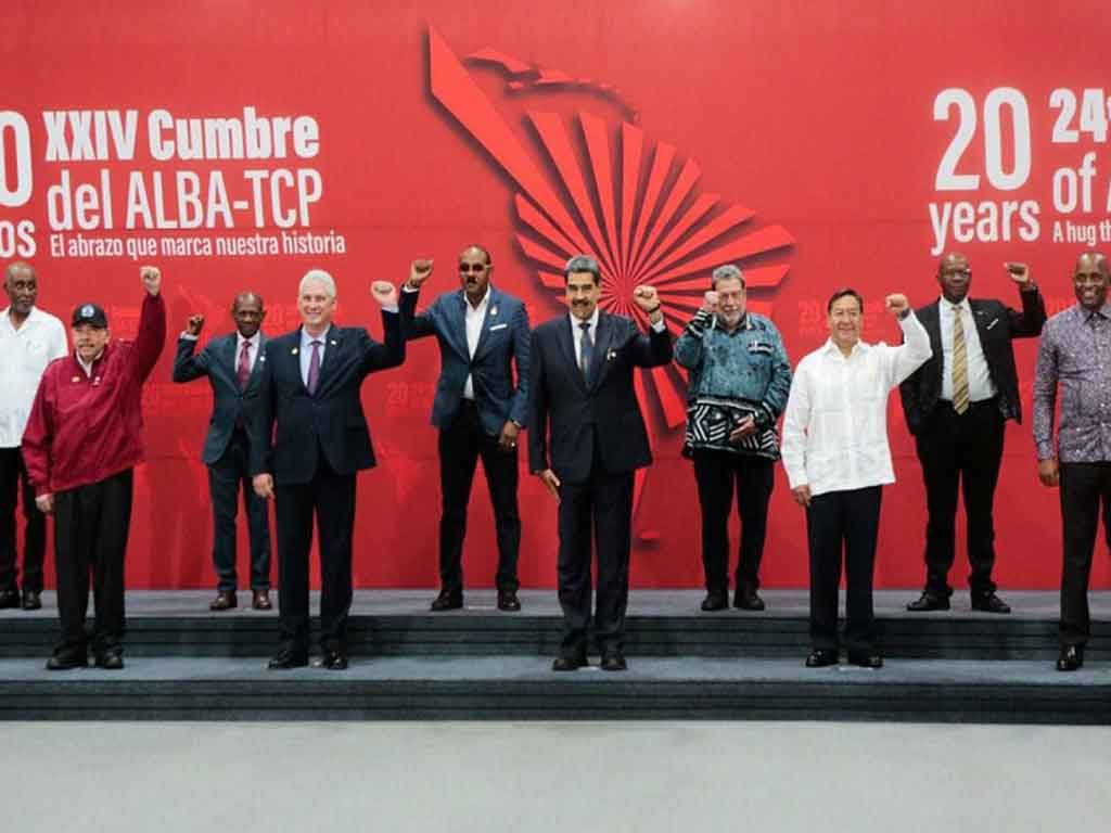 PrensaLatina_cu's tweet photo. La primera Expoferia #AgroAlba abrirá en #Venezuela 🇻🇪 sus puertas por dos días con la presencia de los Estados miembros del #ALBA_TCP
Más en #PrensaLatina
🔗https://t.co/9YP1dlvX70 https://t.co/i3AZWsarFw
