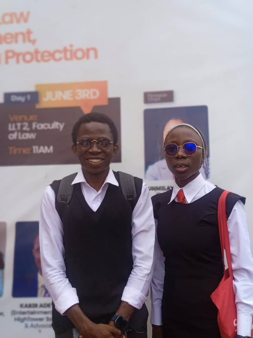 Poetry took me to Court! 

It was a sweet thing to have been the performing artist for an event from an association of law students in my school😁. 

This is cheers to more stages 🥂 
The last 3 slides be giving support 🤭.