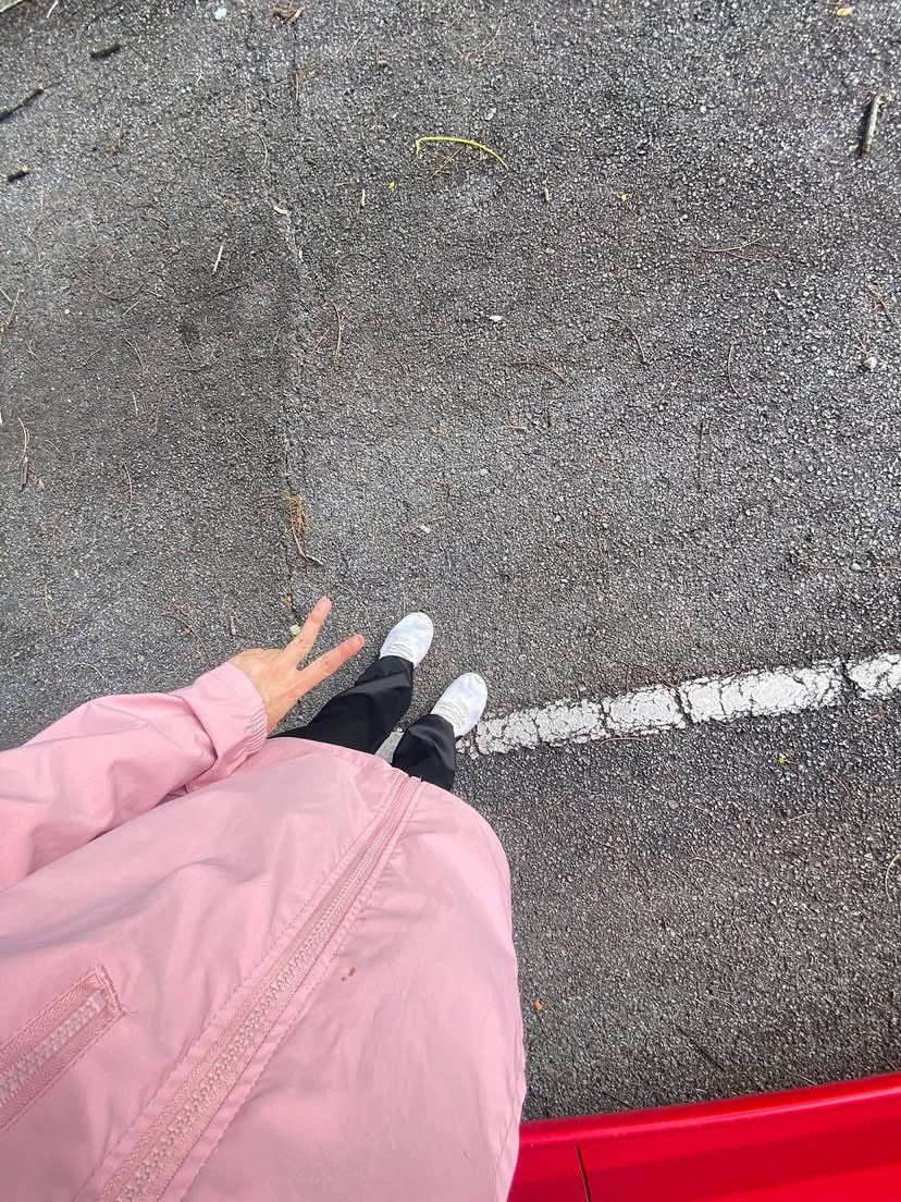 hsnfdzli's tweet photo. First impression terhadap windbreaker ni —

Selesa gilaaa! Paling best, langsung tak berpeluh walaupun dah lari 2-3 kali

Material dia memang berkualiti, ringan &amp; breathable tau. Highly recommended untuk sesiapa yang mencari windbreaker yang comfy

🖇️ https://t.co/VczxDYuRIi https://t.co/O9X9XwzKAO