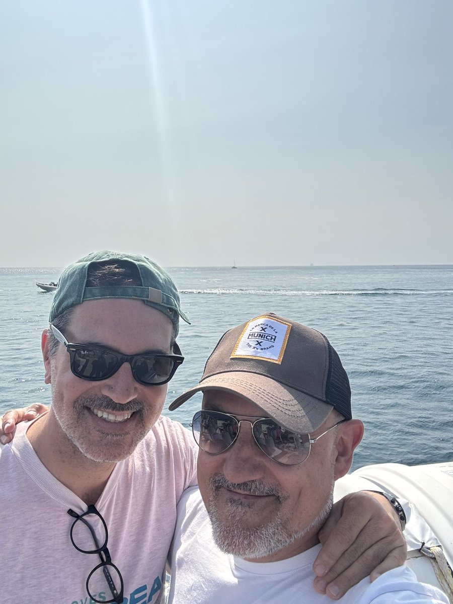 RicardCastellet (@ricardcastellet) on Twitter photo Comença l’estiu amb el mateix de sempre amb <a href="/EstrellaDammCat/">Estrella Damm Cat</a> <a href="/JorTorrent/">Jordi Torrent</a> #Mediterraniament #formentera Comença l’estiu amb el mateix de sempre amb <a href="/EstrellaDammCat/">Estrella Damm Cat</a> <a href="/JorTorrent/">Jordi Torrent</a> #Mediterraniament #formentera